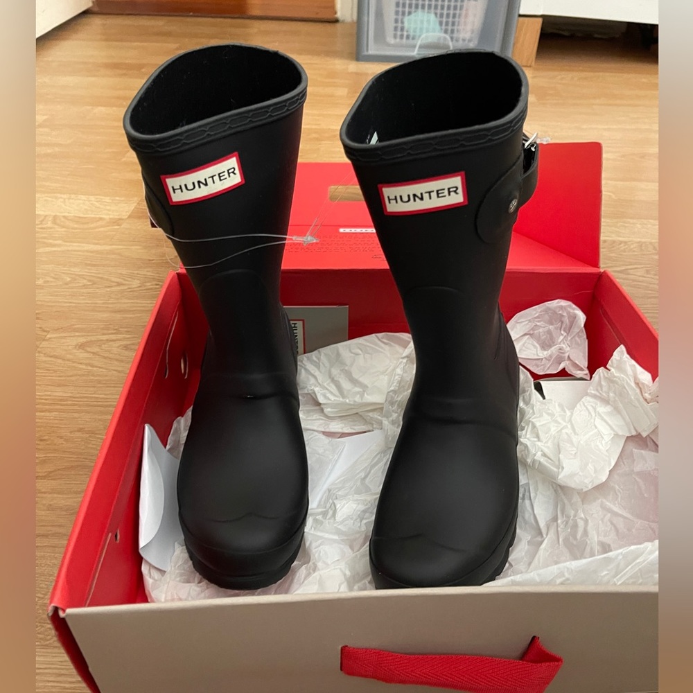 Hunter Boots Original Black Shorts size 6